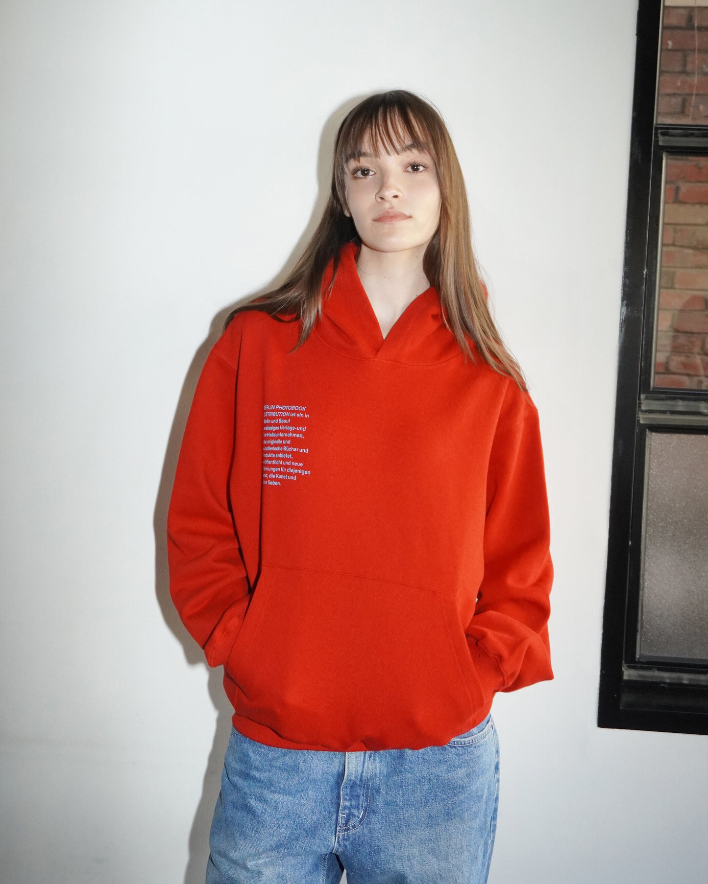 Mitarbeiter 002 Hoodie (Red)