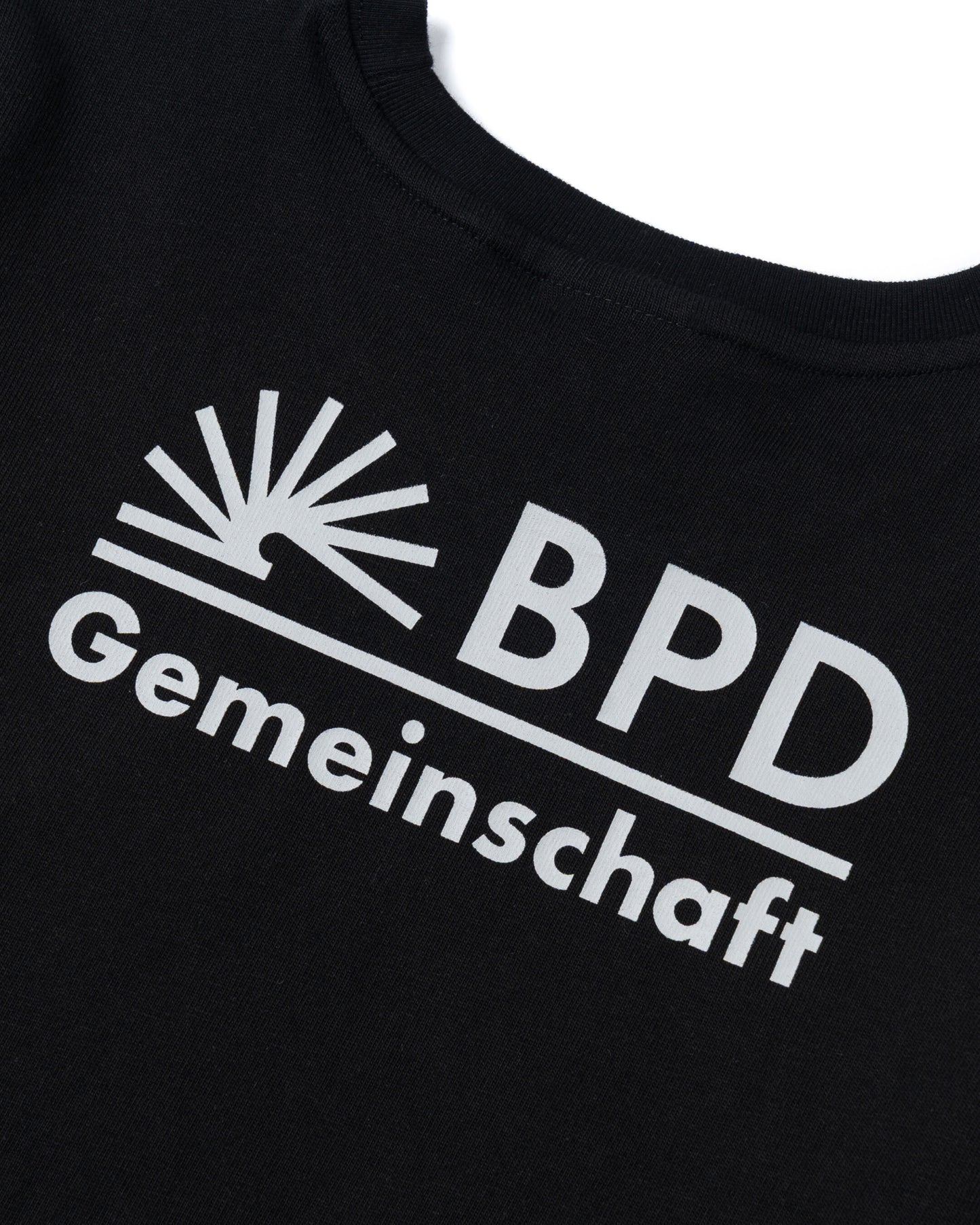(W) 001 Gemeinschaft Tee (Black)