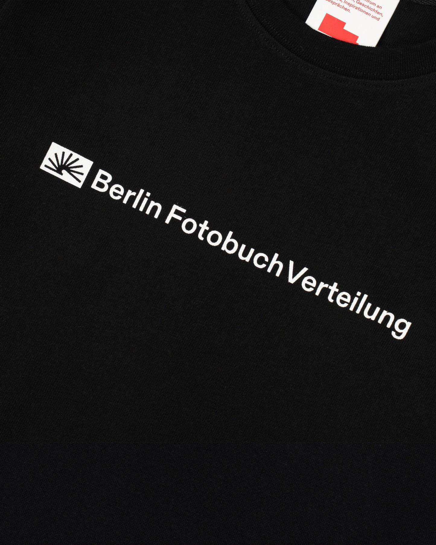 (W) 002 BFV Center Logo Tee (Black)