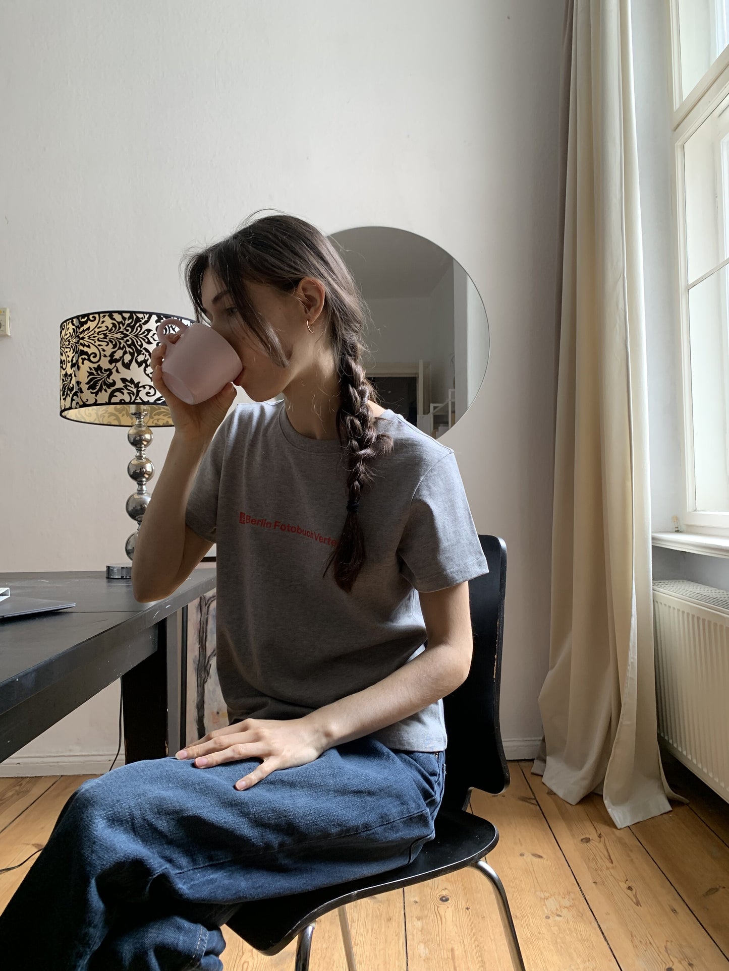 (W) 002 BFV Center Logo Tee (Gray)