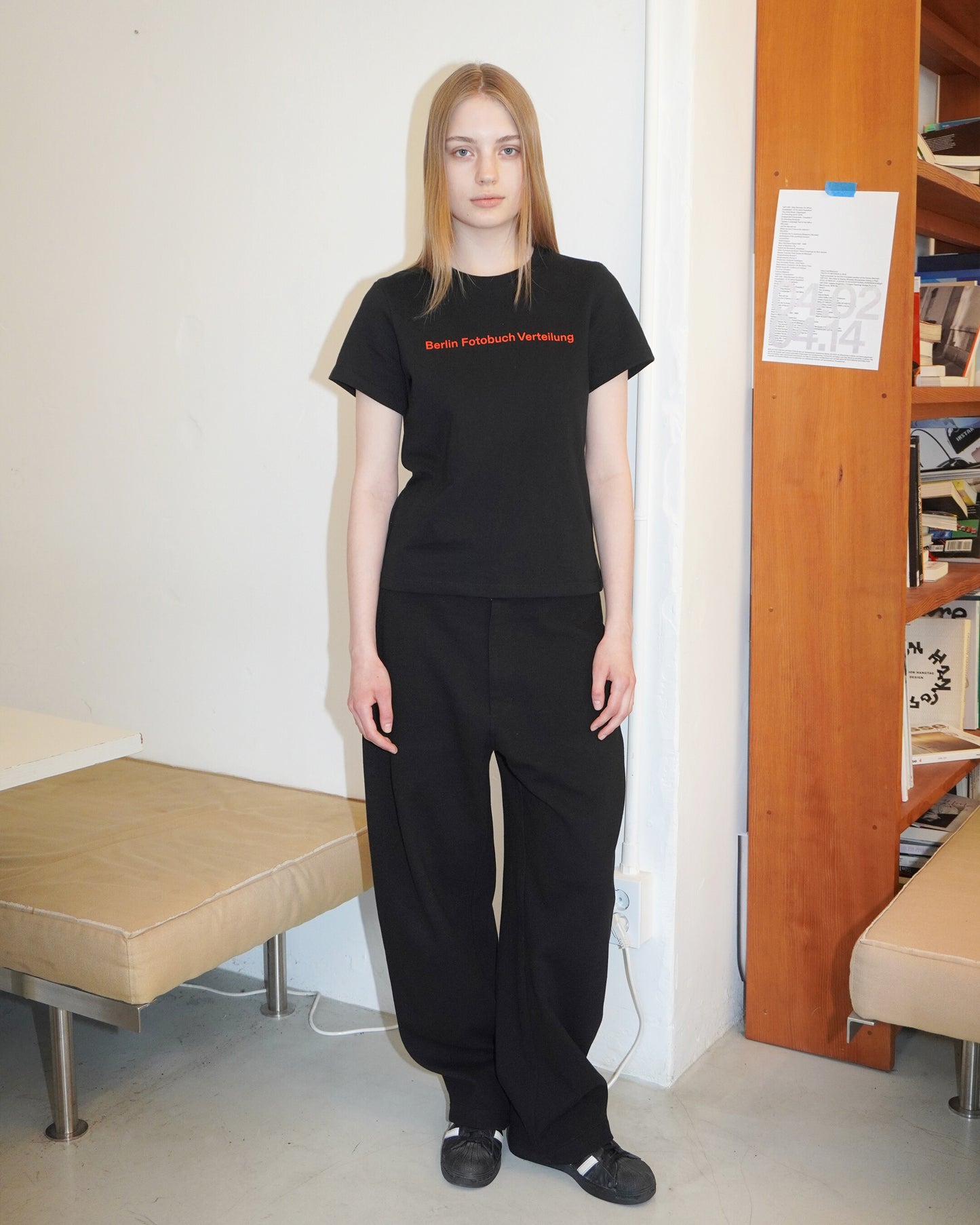 (W) BFV Center Logo Tee (Black)