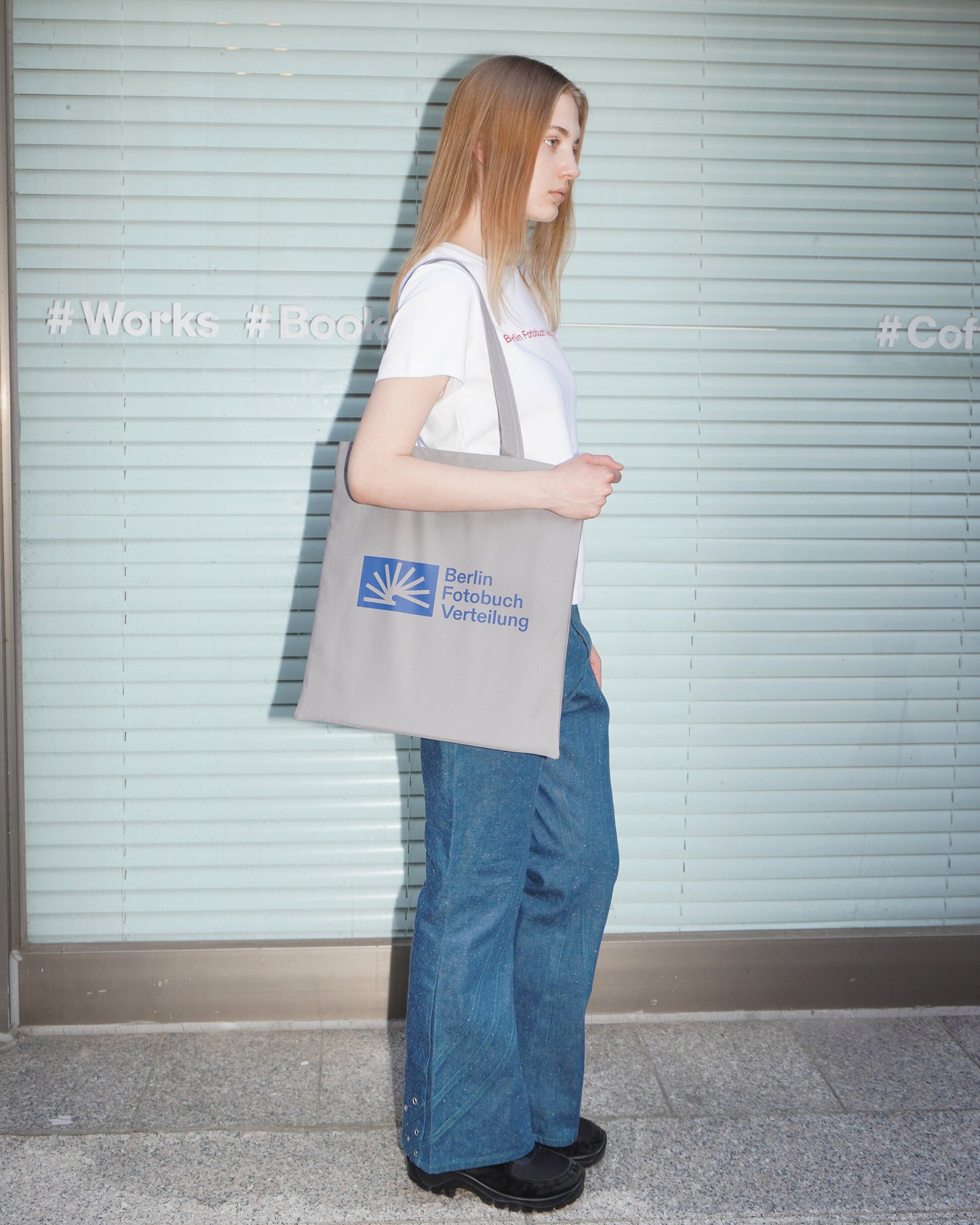 (W) BFV Center Logo Tee (White)