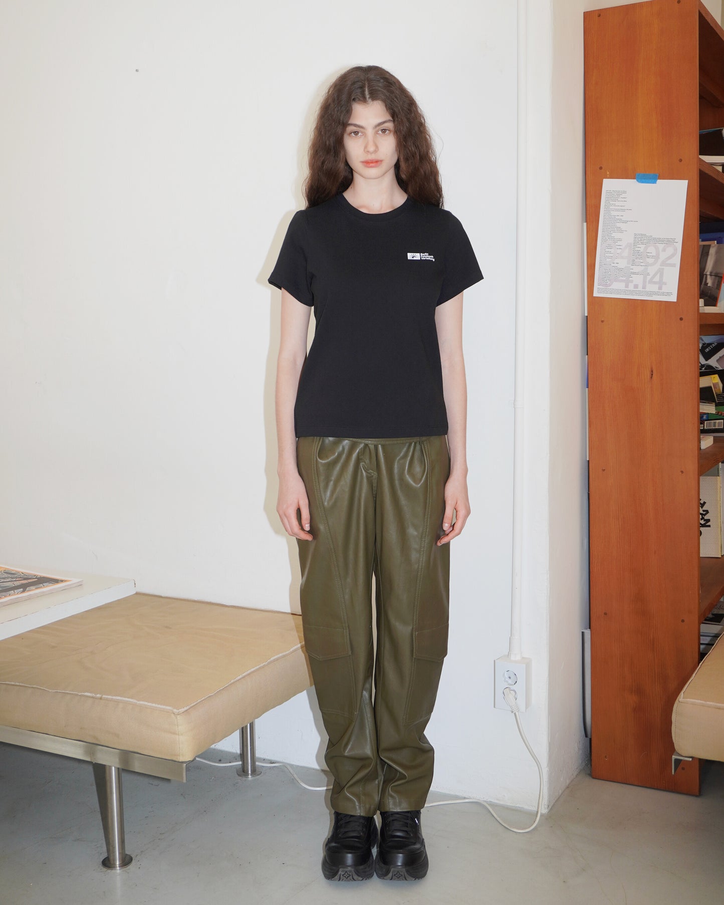 (W) BFV Symbol Logo Tee (Black)