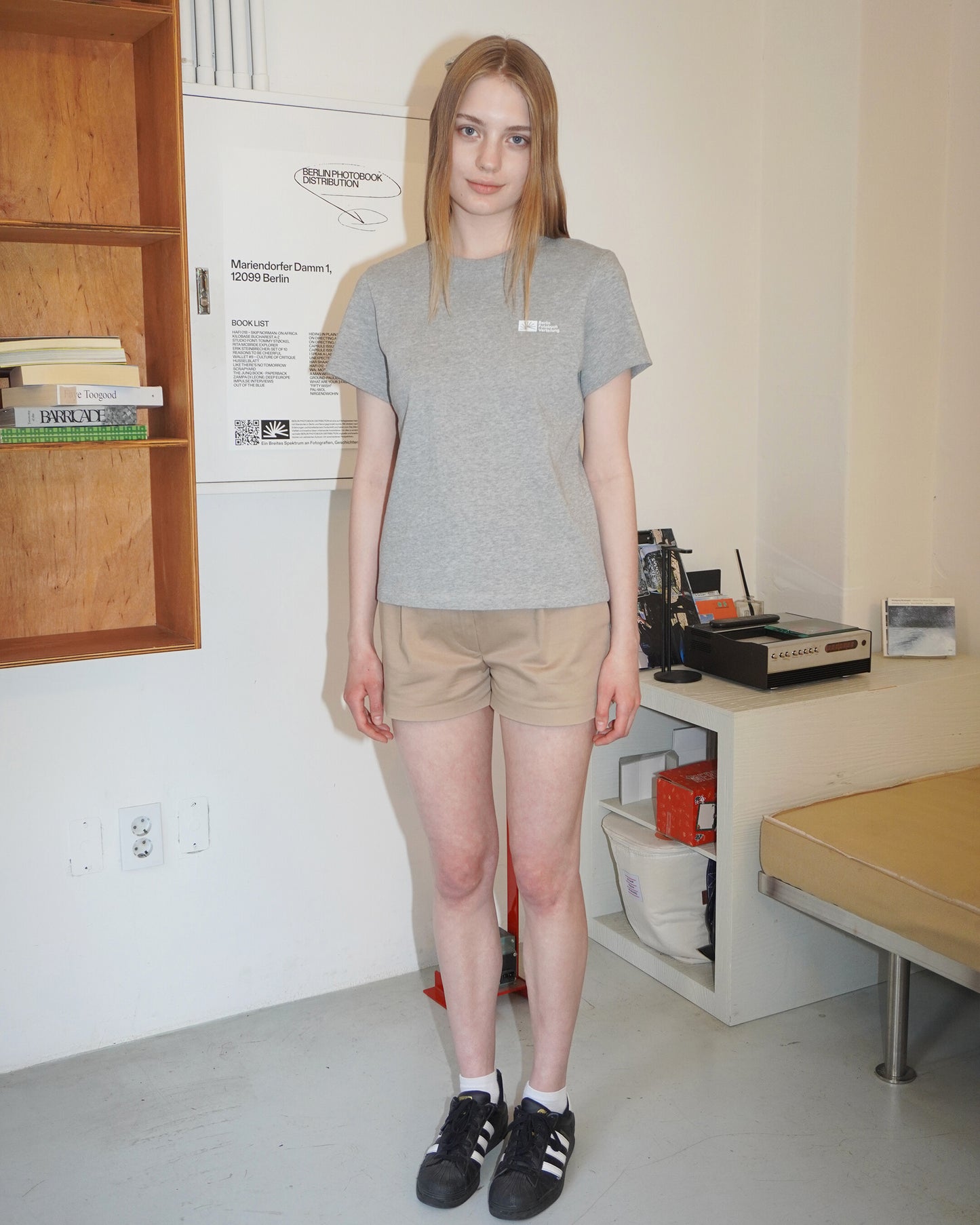 (W) BFV Symbol Logo Tee (Gray)