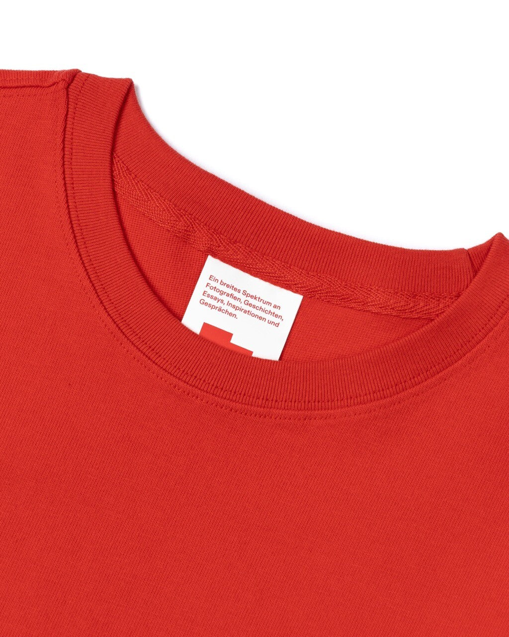(W) 001 Gemeinschaft Tee (Red)