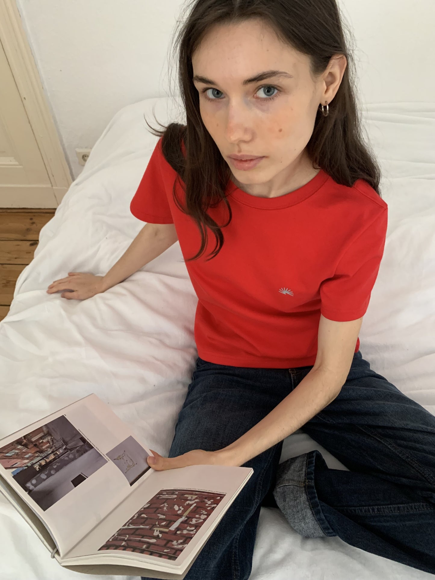 (W) 001 Gemeinschaft Tee (Red)