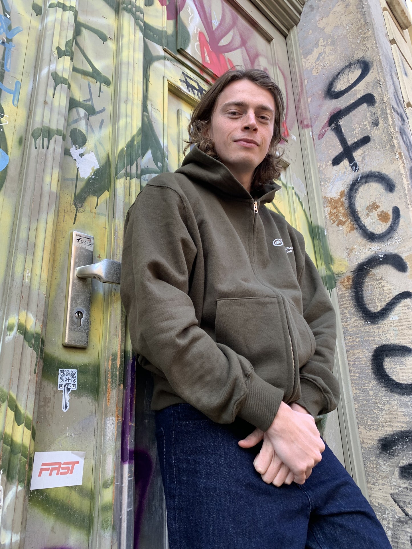 Mitarbeiter 003 Zip Hoodie (Chive Green)