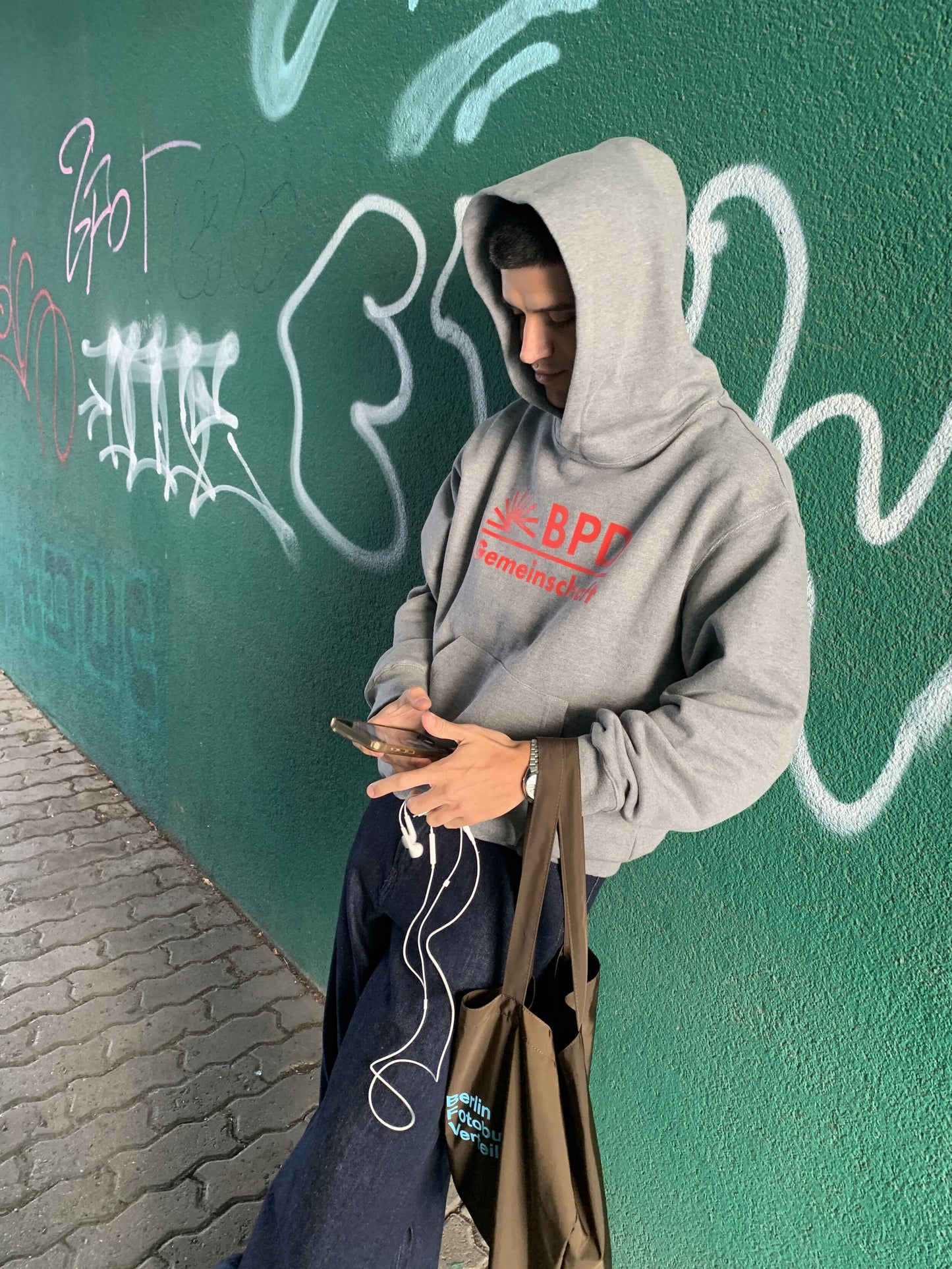 001 Gemeinschaft Hoodie (Dark Gray)